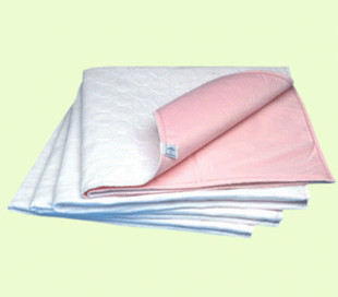 福悠悠布優(yōu)優(yōu) 防水床墊